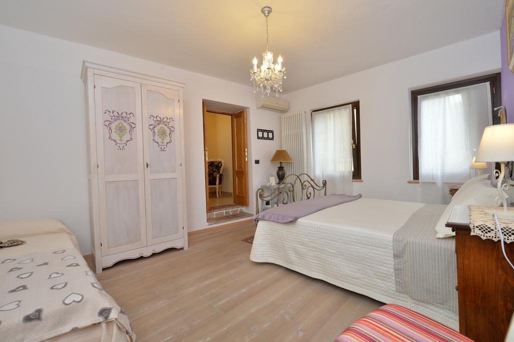 B&B Corte Giare Sant'Ambrogio di Valpolicella Phòng bức ảnh